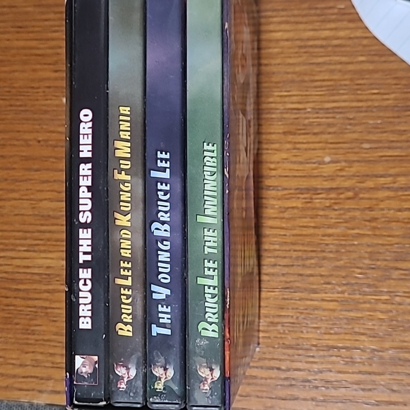 Bruce Lee Kung Fu Mania DVD Set - Picture 2 of 3